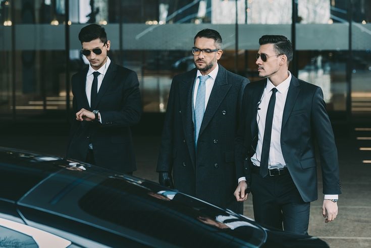 为防“医闹”，上海浦东一家医院合作远德专业保安